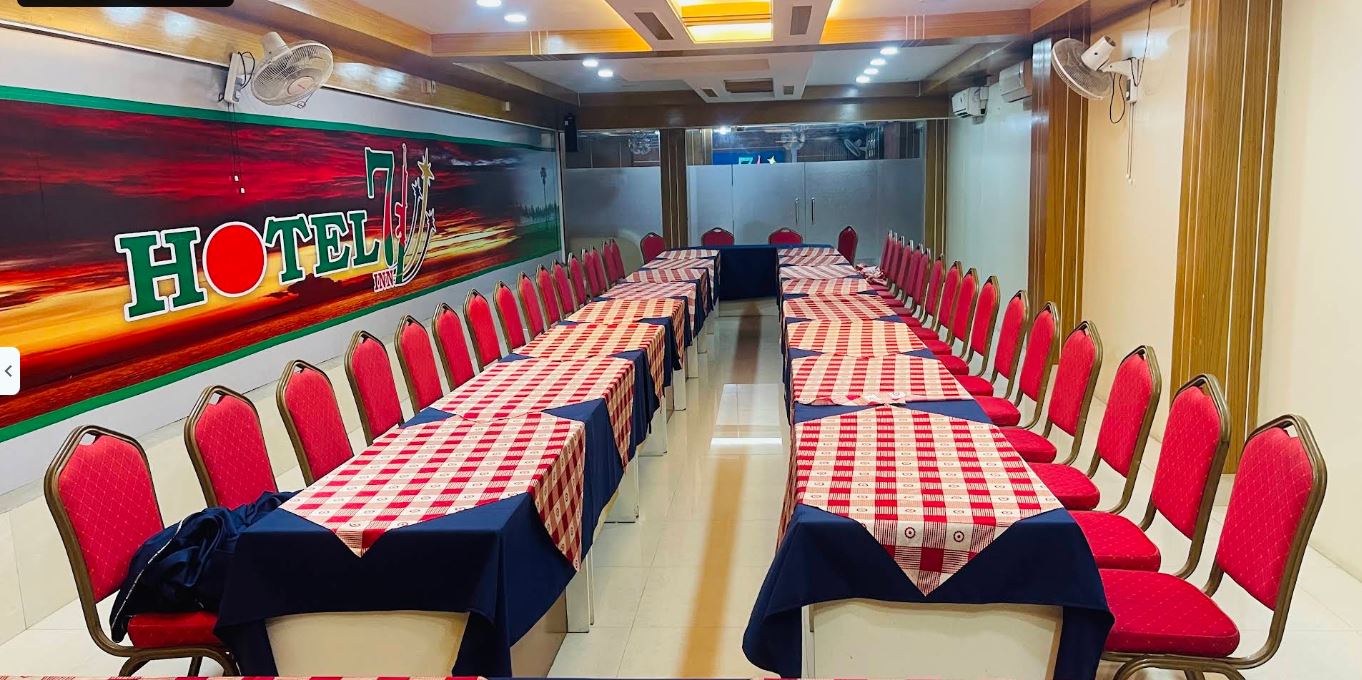 Hotel 71 INN dining and banquet hall